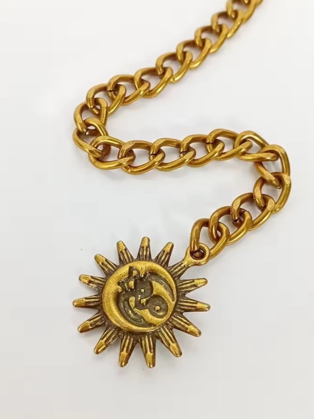 Gold Celestial Chain Belt - Picture 7 of 9